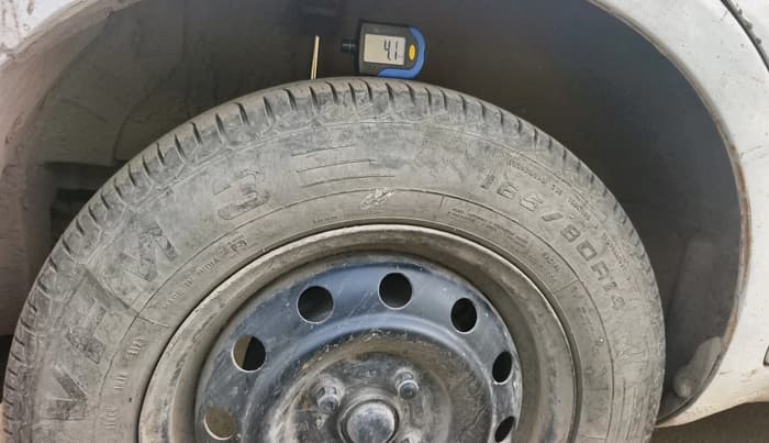 2016 Maruti Ritz LXI, CNG, Manual, 89,812 km, tyre