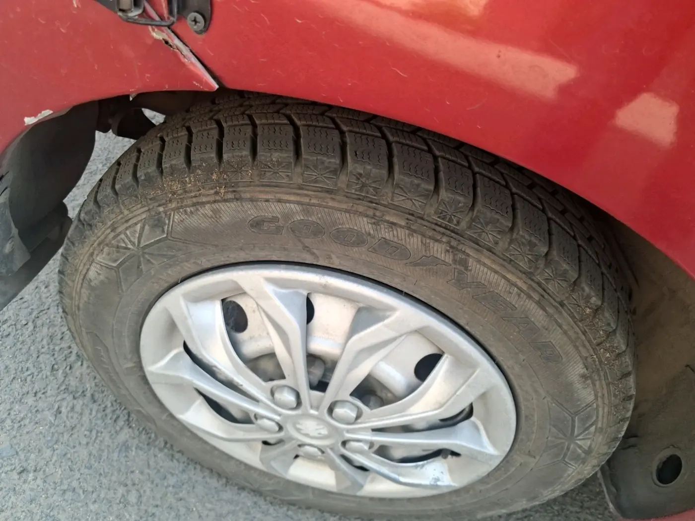 2013 Hyundai i10 ERA 1.1, Petrol, Manual, 65,544 km, tyre