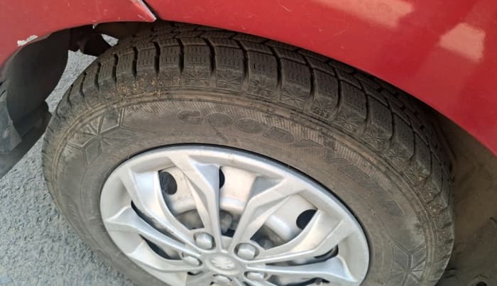 2013 Hyundai i10 ERA 1.1, Petrol, Manual, 65,544 km, tyre