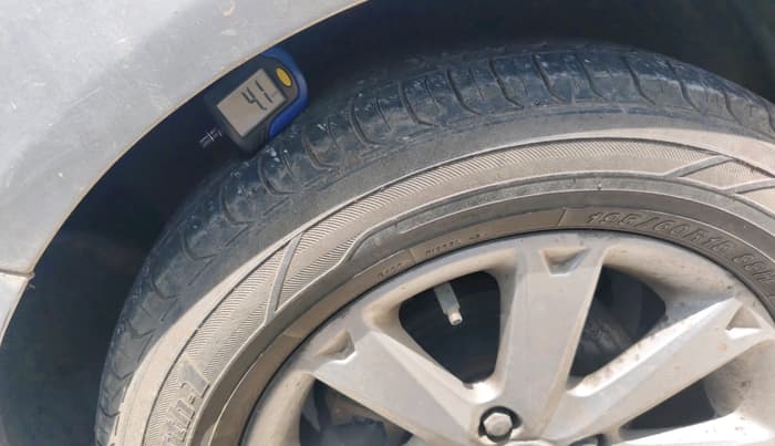 2011 Ford Fiesta TITANIUM PETROL, Petrol, Manual, 80,845 km, tyre