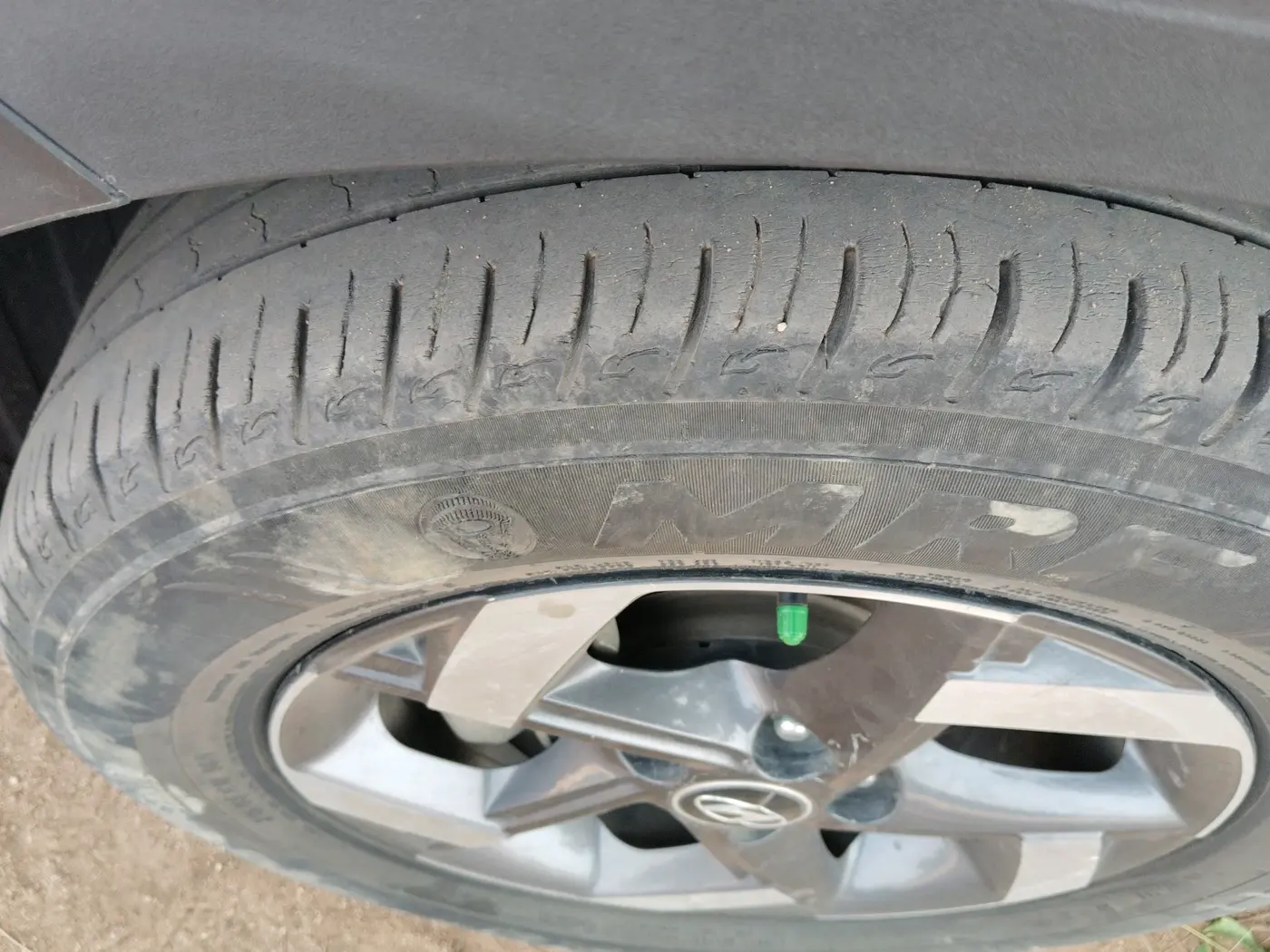 2021 Hyundai VENUE SX 1.5 CRDI, Diesel, Manual, 1,23,749 km, tyre
