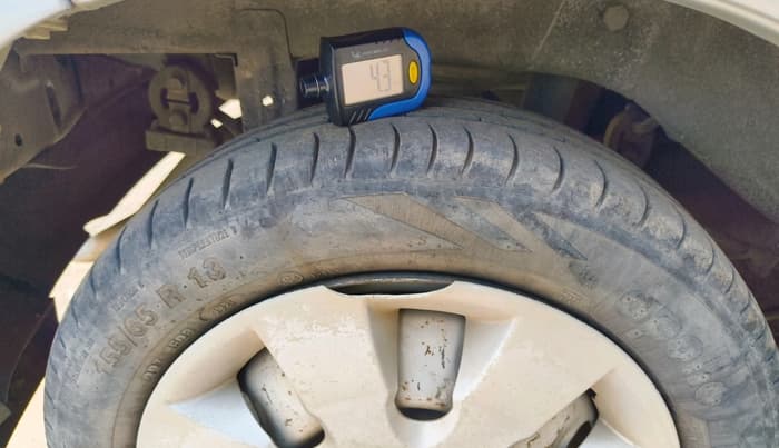 2013 Maruti Alto K10 LXI, Petrol, Manual, 73,500 km, tyre