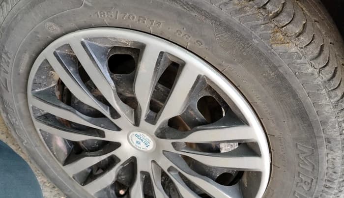 2012 Ford Figo ZXI 1.2 PETROL, Petrol, Manual, 65,352 km, tyre