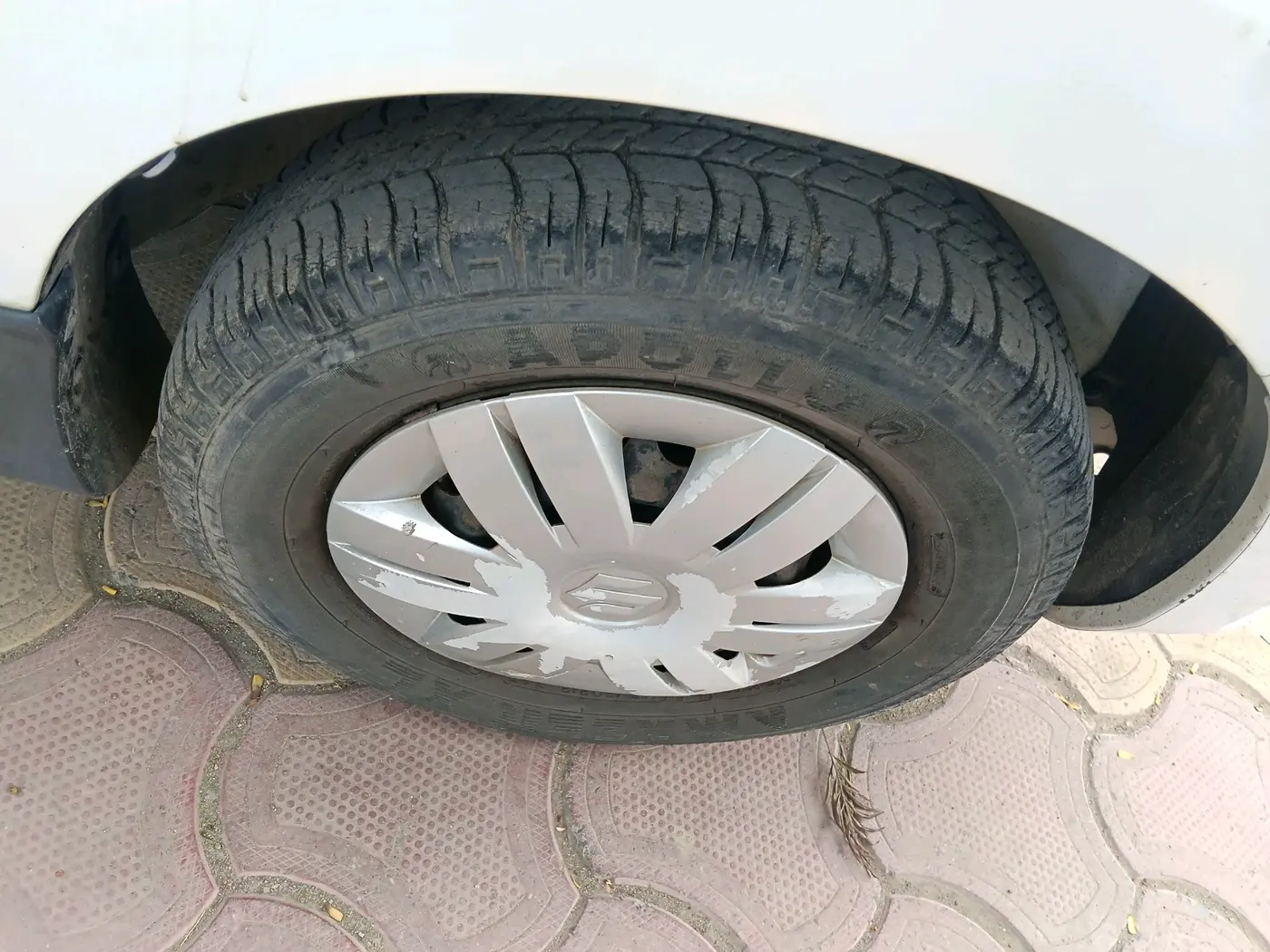 2015 Maruti Alto 800 LXI, Petrol, Manual, 35,634 km, tyre