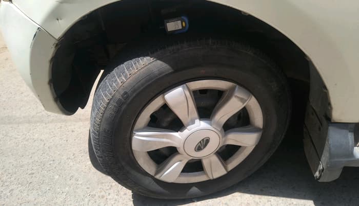 2013 Mahindra Bolero SLX BS-III, Diesel, Manual, 19,841 km, tyre