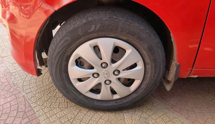 2011 Hyundai i10 MAGNA 1.2, Petrol, Manual, 48,753 km, tyre