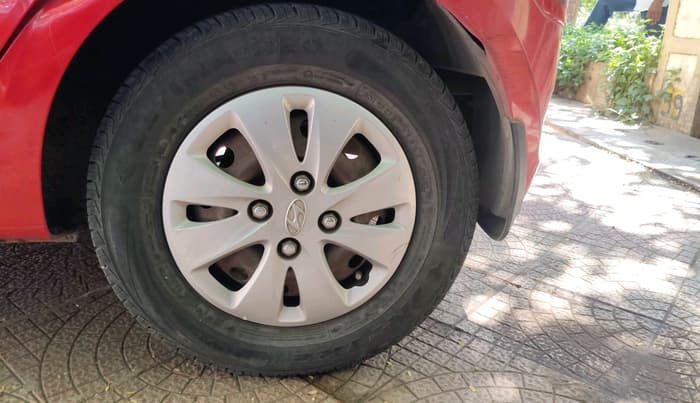 2011 Hyundai i10 MAGNA 1.2, Petrol, Manual, 48,753 km, tyre