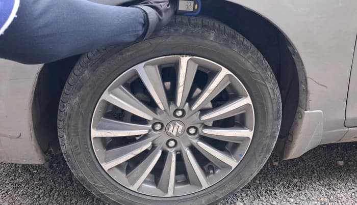 2020 Maruti Ciaz ALPHA  AT 1.5 SHVS PETROL, Petrol, Automatic, 88,407 km, tyre