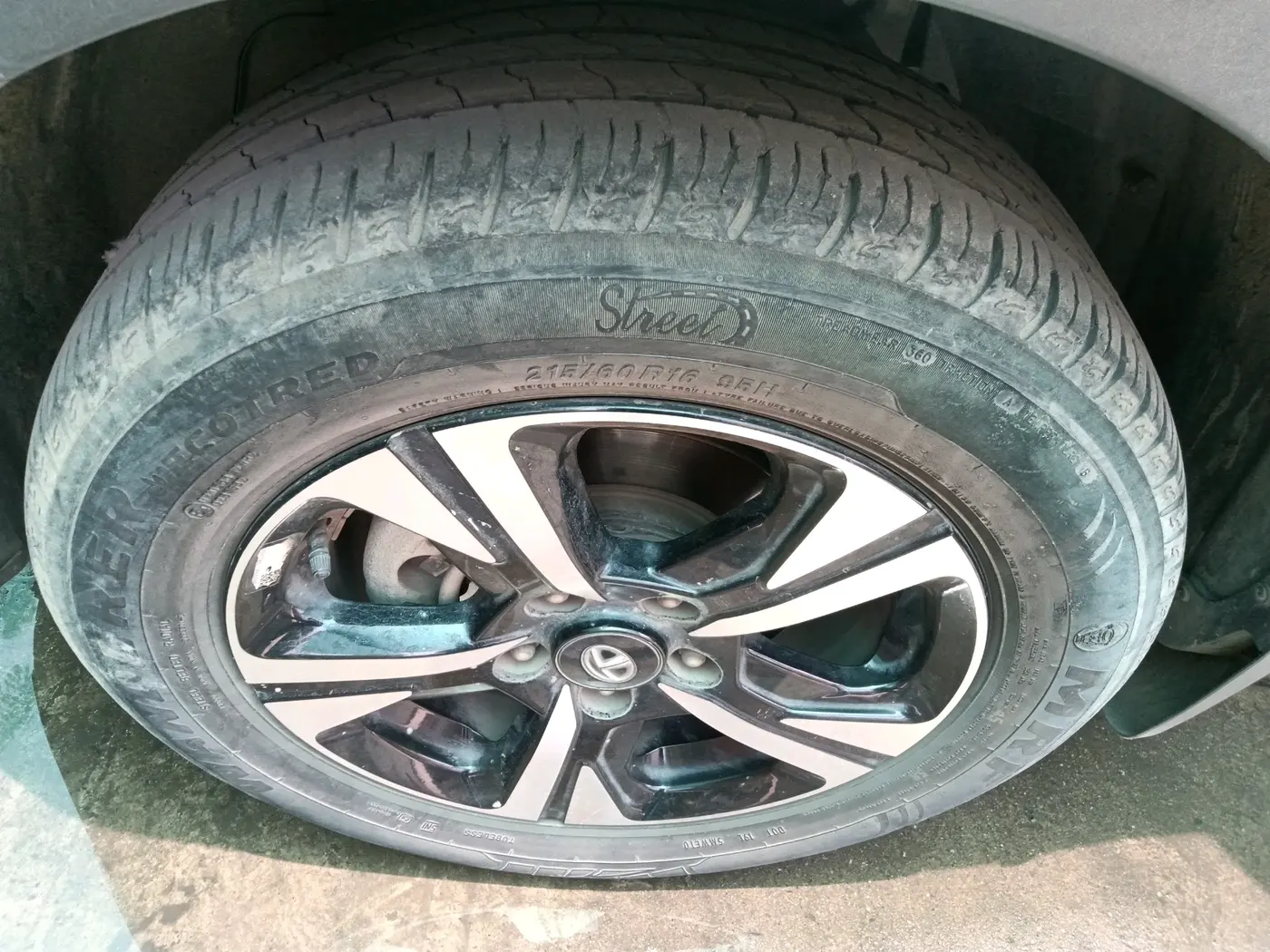 2022 Tata NEXON EV XZ PLUS, Electric, Automatic, 49,614 km, tyre