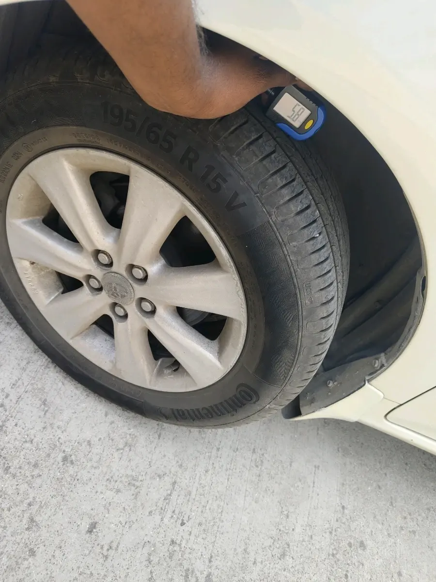 2013 Toyota Corolla Altis VL AT PETROL, Petrol, Automatic, 91,179 km, tyre