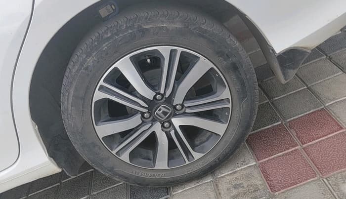 2023 Honda Amaze 1.2L I-VTEC VX, Petrol, Manual, 52,523 km, tyre