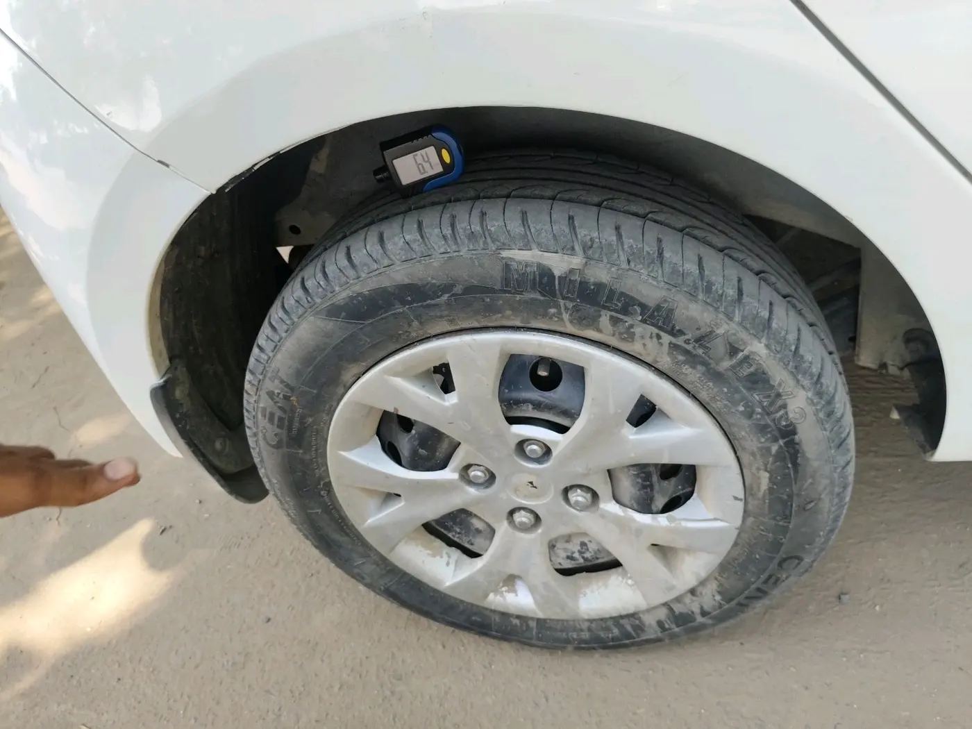 2013 Hyundai i20 MAGNA 1.2, CNG, Manual, 87,516 km, tyre