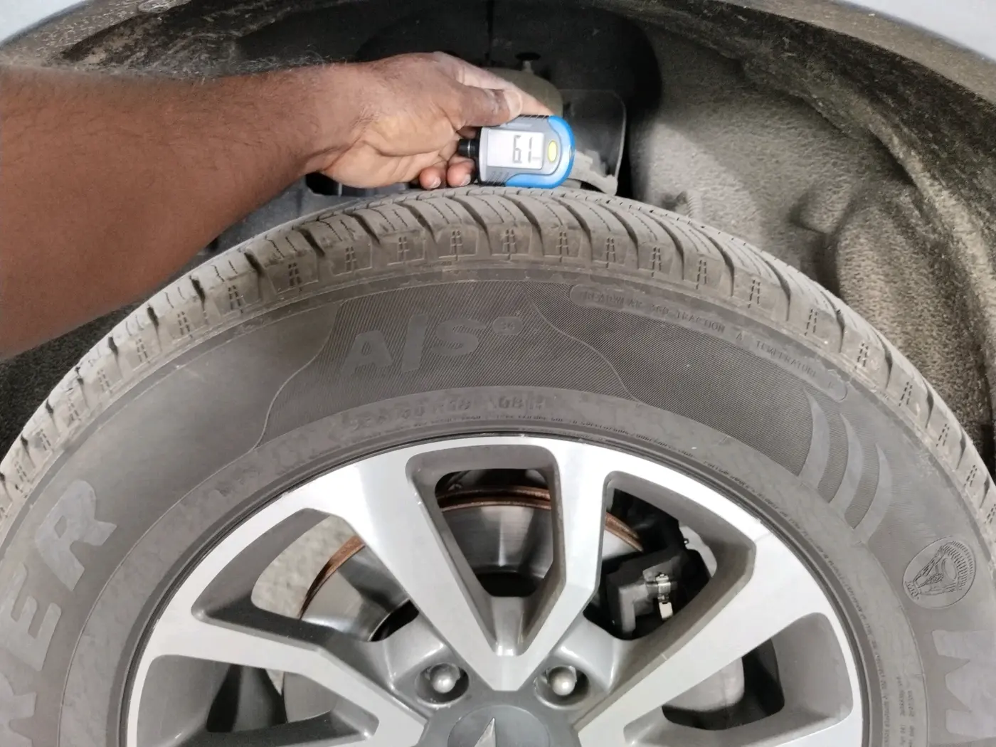 2022 Mahindra SCORPIO-N Z8 L PETROL AT 7 STR, Petrol, Automatic, 46,914 km, tyre
