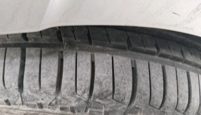 2022 Mahindra SCORPIO-N Z8 L PETROL AT 7 STR, Petrol, Automatic, 46,914 km, tyre