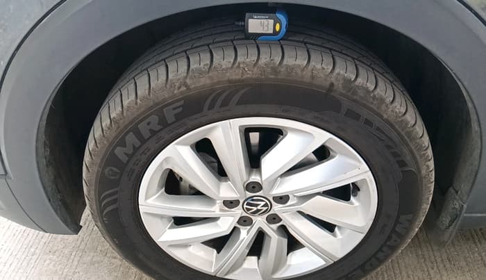 2025 Volkswagen TAIGUN Highline Plus 1.0 TSI AT, Petrol, Automatic, 7,109 km, tyre