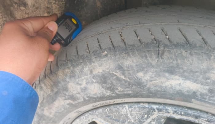 2024 Tata PUNCH ACCOMPLISHED MT CNG, CNG, Manual, 57,081 km, tyre