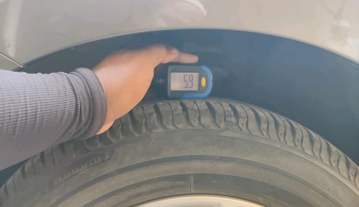 2023 Maruti Dzire ZXI CNG, CNG, Manual, 7,241 km, tyre