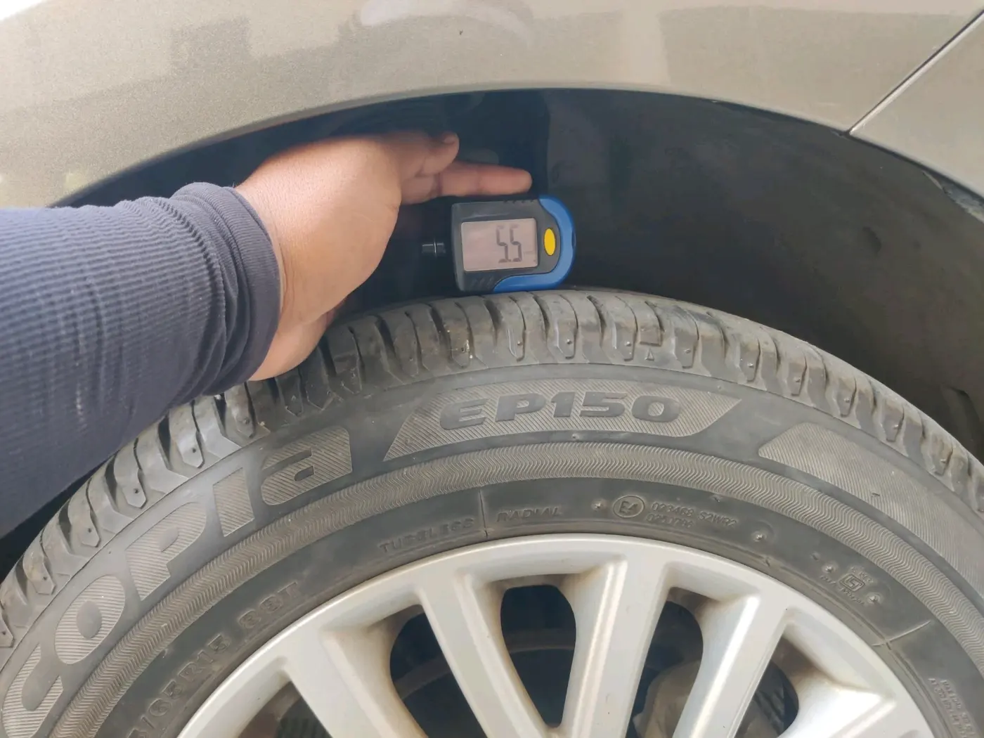 2023 Maruti Dzire ZXI CNG, CNG, Manual, 7,241 km, tyre