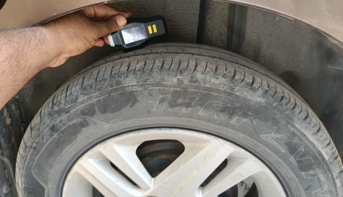 2014 Maruti Ertiga VXI CNG, CNG, Manual, 88,189 km, tyre