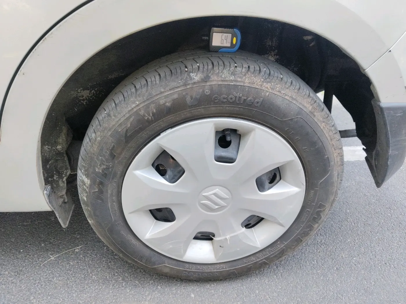 2023 Maruti New Wagon-R VXI 1.0 AMT, Petrol, Automatic, 5,738 km, tyre