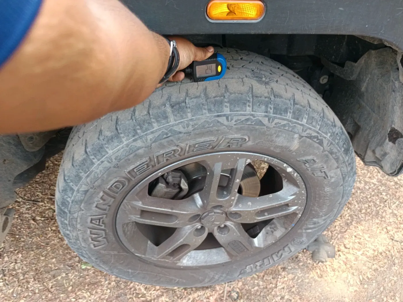 2023 Mahindra Thar LX D HT 2WD MT, Diesel, Manual, 87,275 km, tyre