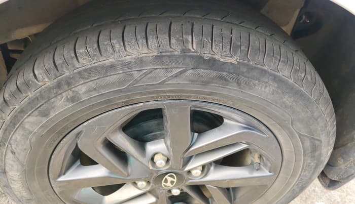 2021 Hyundai GRAND I10 NIOS SPORTZ 1.2 KAPPA VTVT CNG, CNG, Manual, 1,00,224 km, tyre