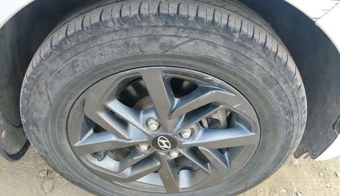 2021 Hyundai GRAND I10 NIOS SPORTZ 1.2 KAPPA VTVT CNG, CNG, Manual, 1,00,224 km, tyre