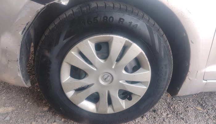 2011 Maruti Swift Dzire VDI, Diesel, Manual, 1,46,965 km, tyre