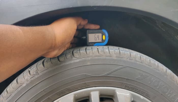 2016 Maruti S Cross ZETA 1.3, Diesel, Manual, 84,737 km, tyre