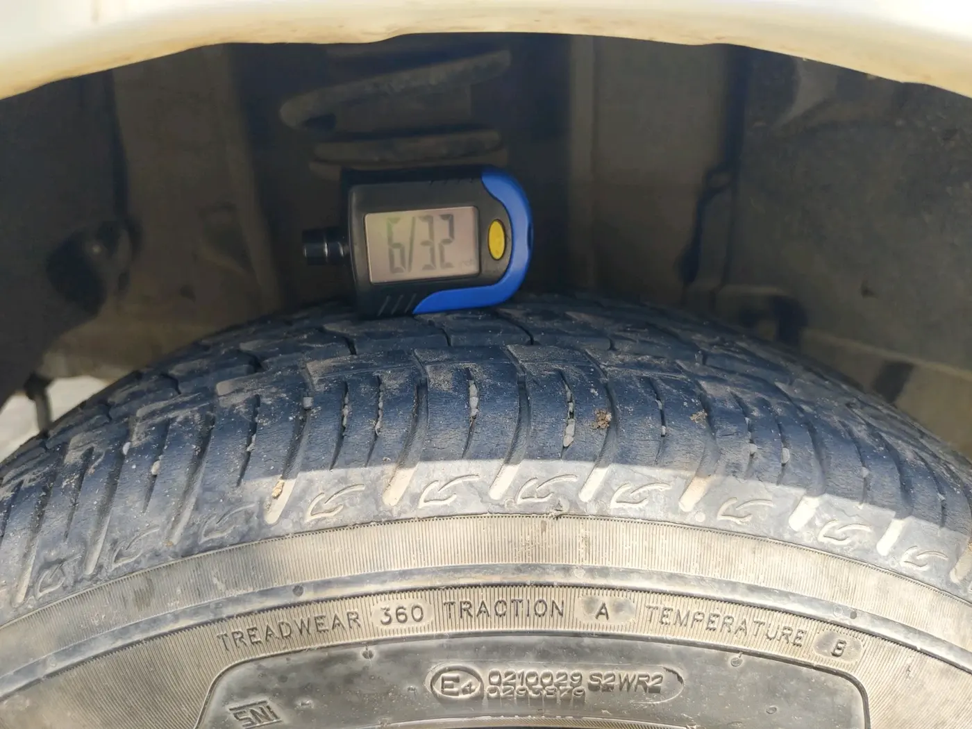 2024 Tata TIGOR XZ PLUS CNG, CNG, Manual, 15,903 km, tyre