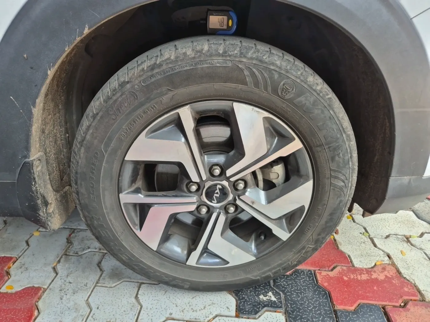 2022 KIA CARENS PRESTIGE 1.5 DIESEL 7 STR, Diesel, Manual, 19,770 km, tyre