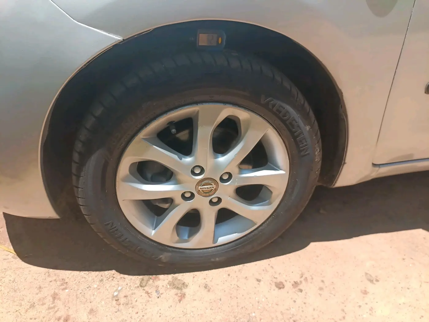 2013 Nissan Micra XV CVT, CNG, Automatic, 93,925 km, tyre