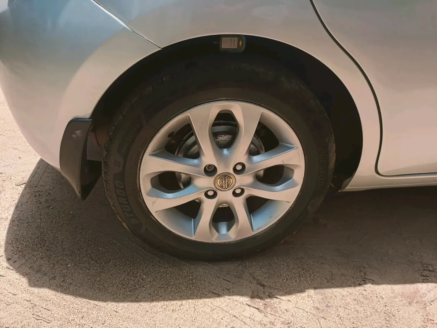 2013 Nissan Micra XV CVT, CNG, Automatic, 93,925 km, tyre