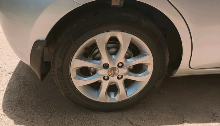 2013 Nissan Micra XV CVT, CNG, Automatic, 93,925 km, tyre