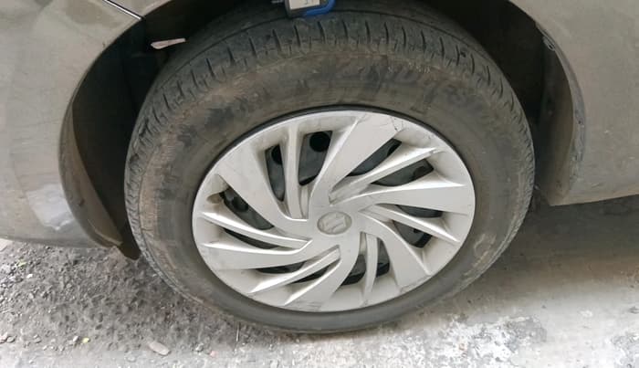 2024 Maruti Ertiga   VXI (O) CNG, CNG, Manual, 38,633 km, tyre