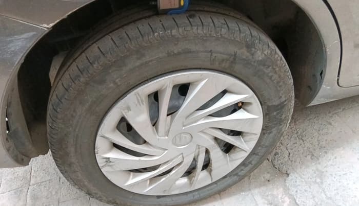 2024 Maruti Ertiga   VXI (O) CNG, CNG, Manual, 38,633 km, tyre