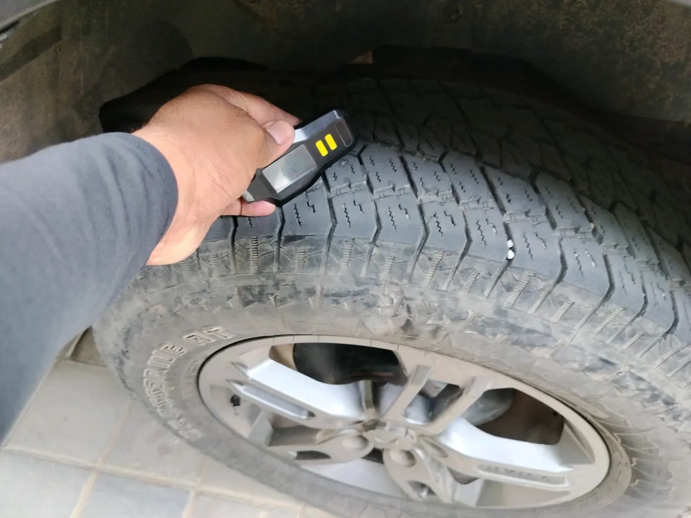 2022 Mahindra Thar LX D AT 4WD HT, Diesel, Automatic, 52,555 km, tyre