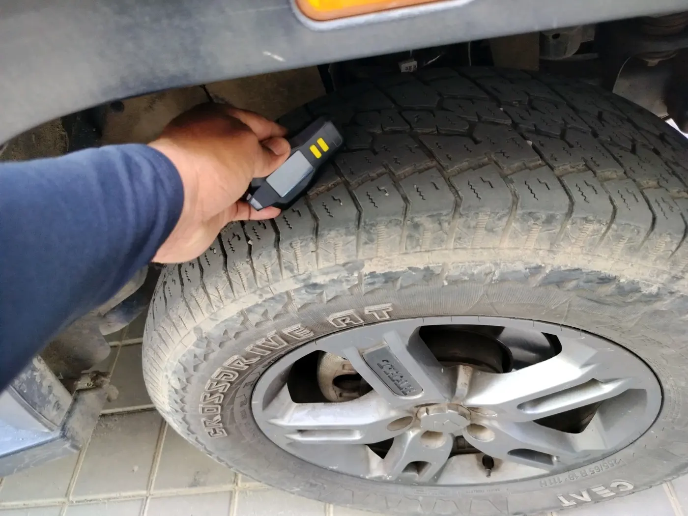 2022 Mahindra Thar LX D AT 4WD HT, Diesel, Automatic, 52,555 km, tyre