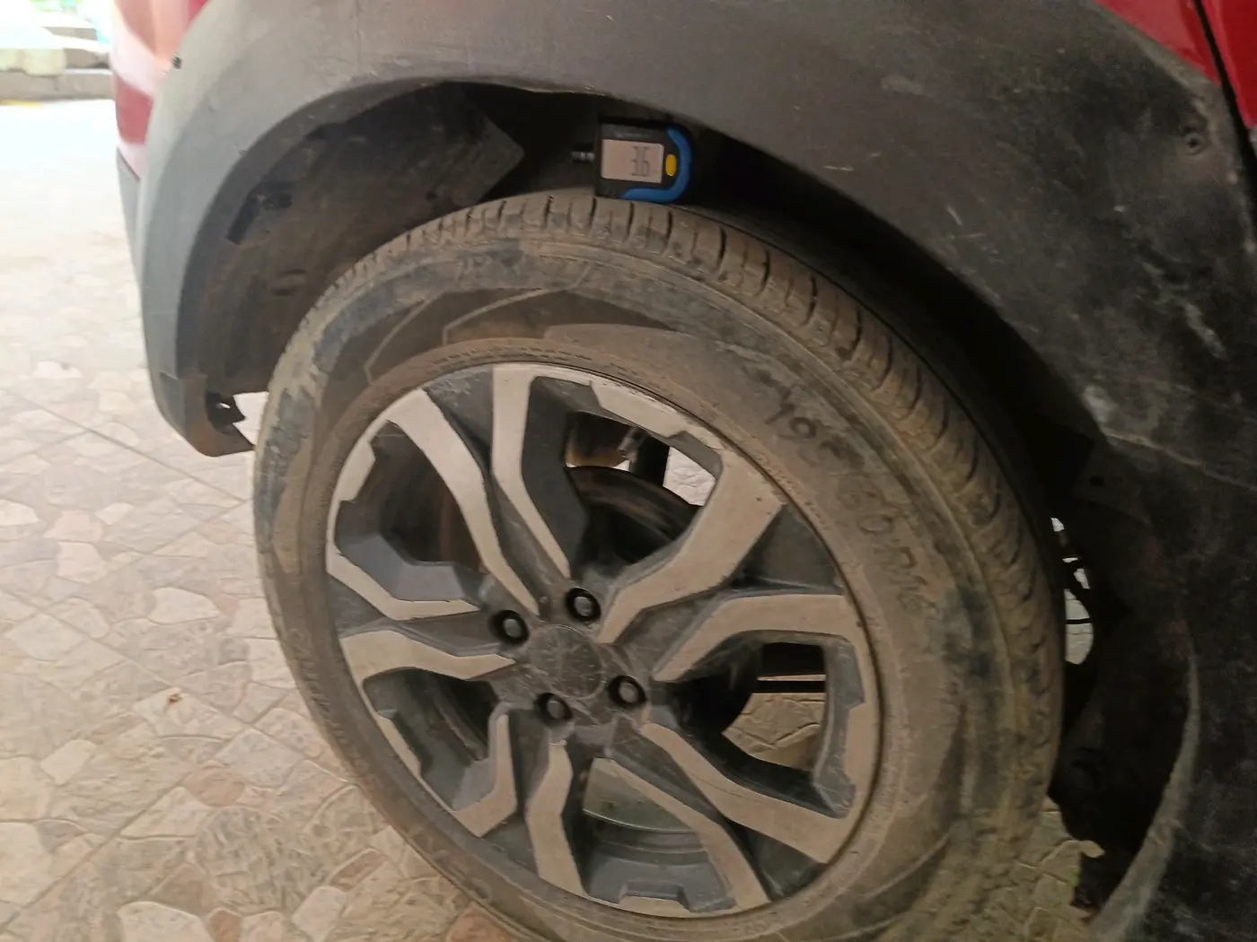 2019 Honda WR-V 1.5L I-DTEC VX MT, Diesel, Manual, 91,508 km, tyre