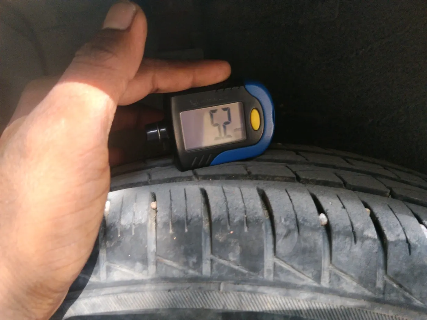 2014 Maruti Ritz VXI, Petrol, Manual, 32,975 km, tyre