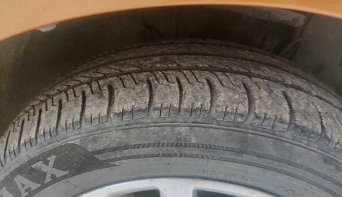 2018 Tata Tiago XZA PETROL, Petrol, Automatic, 50,091 km, tyre