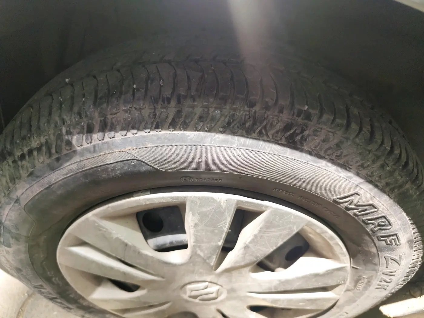 2012 Maruti Swift Dzire VXI, Petrol, Manual, 1,15,384 km, tyre