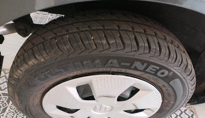 2023 Maruti Alto K10 VXI, Petrol, Manual, 14,815 km, tyre