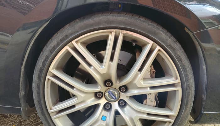 2017 Volvo S60 POLESTAR AT, Petrol, Automatic, 57,277 km, tyre