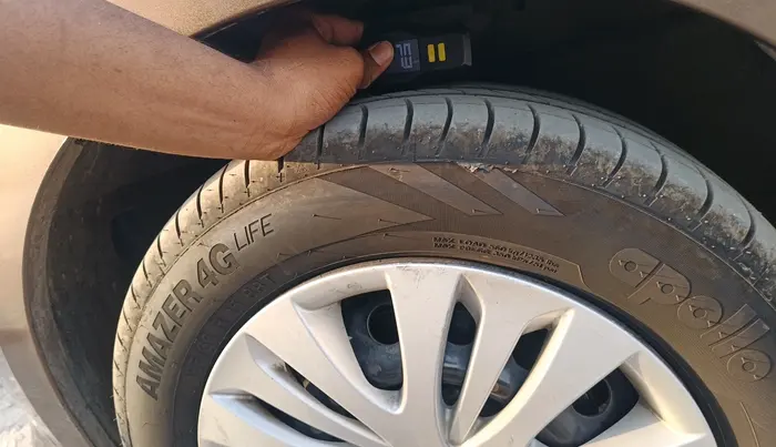 2012 Maruti Ertiga VDI, Diesel, Manual, 2,49,589 km, tyre