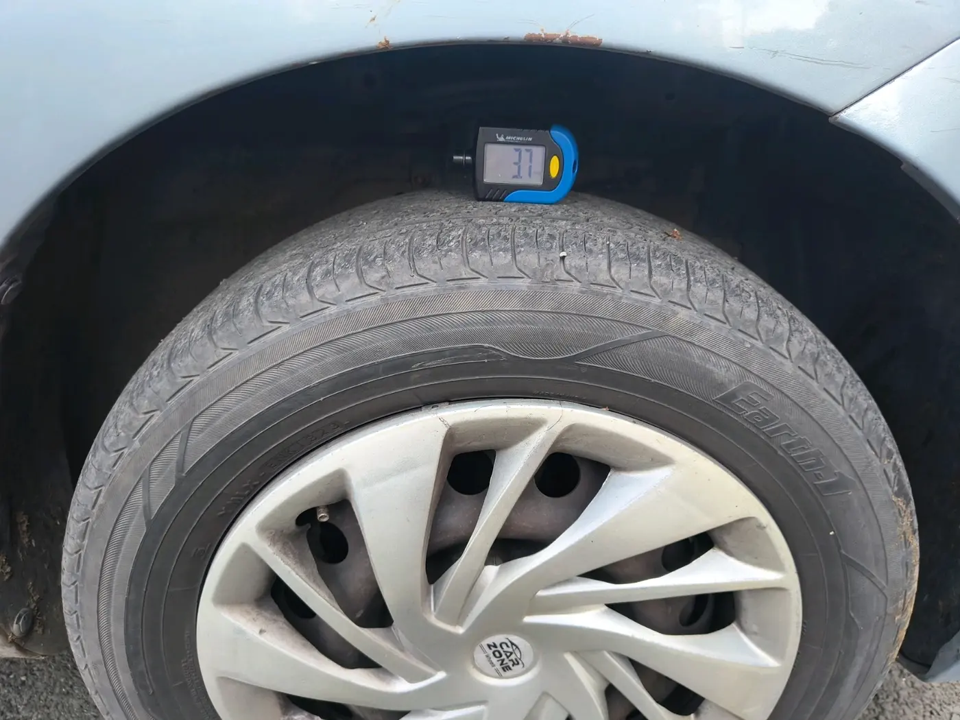 2015 Maruti Ertiga VDI SHVS, Diesel, Manual, 91,962 km, tyre