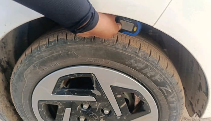 2023 Hyundai AURA S 1.2 CNG, CNG, Manual, 19,437 km, tyre