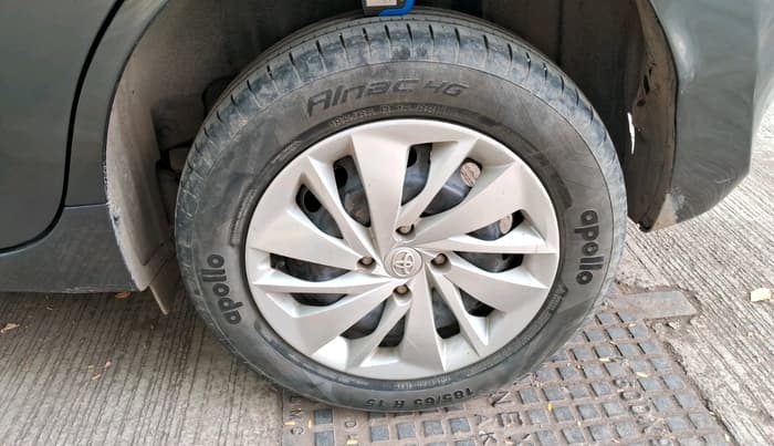 2022 Toyota Glanza S, Petrol, Manual, 60,828 km, tyre
