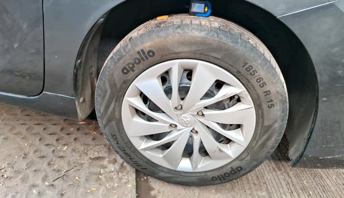 2022 Toyota Glanza S, Petrol, Manual, 60,828 km, tyre