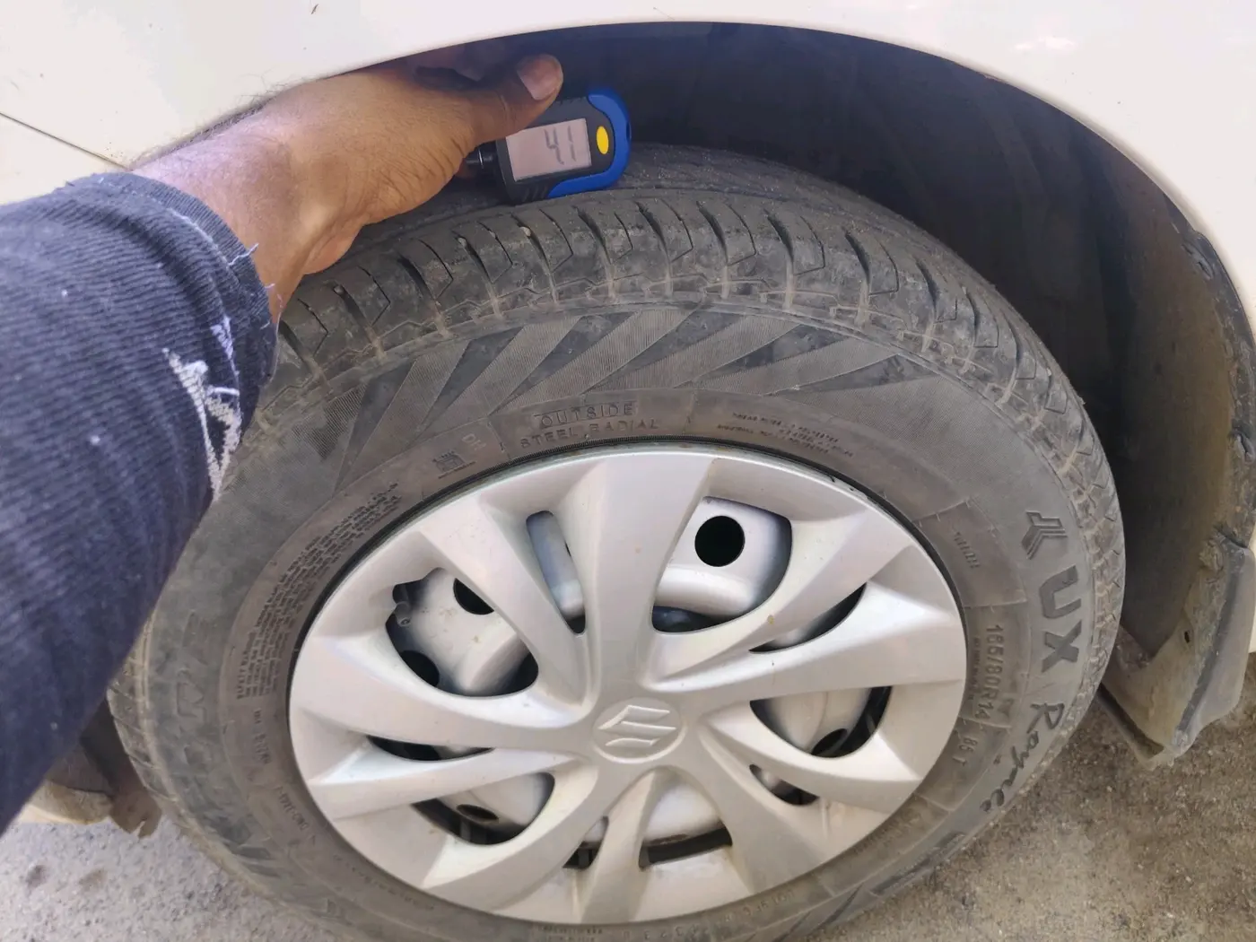 2023 Maruti Swift LXI, Petrol, Manual, 23,634 km, tyre